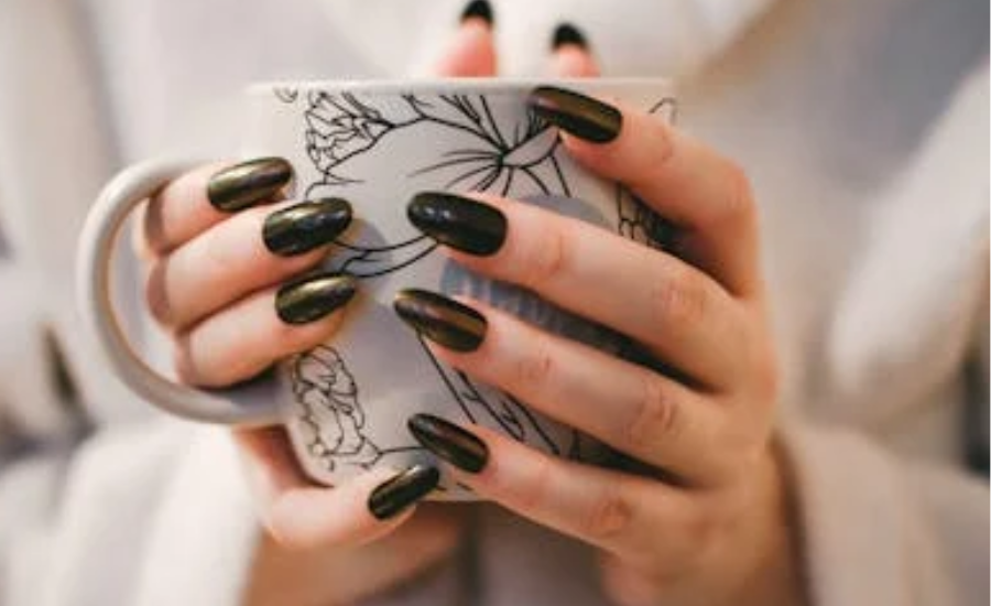 Achieving Salon-Quality Light Brown Nails at Home